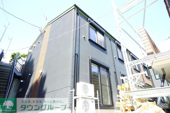 モダンラフォンテ高島平Aの物件外観写真